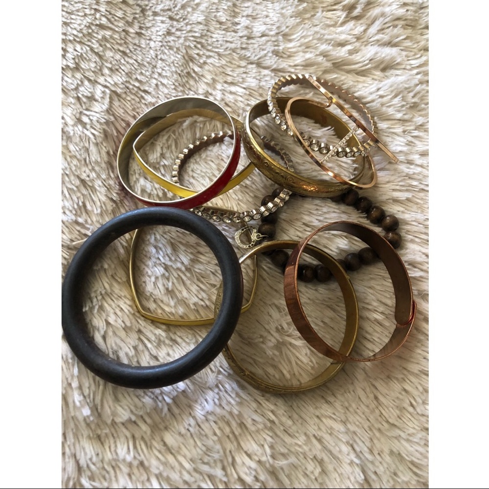 Lot 11 Bracelets gold diamonds yellow red wood
